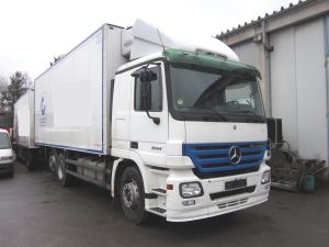 kliknij by zobaczy powikszenie Mercedes Actros 2544 LL TK-30C ° chłodnia + PRZYCZEPA