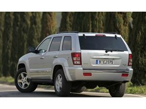 Jeep GRAND CHEROKEE 3.0 CRD LAREDO AT